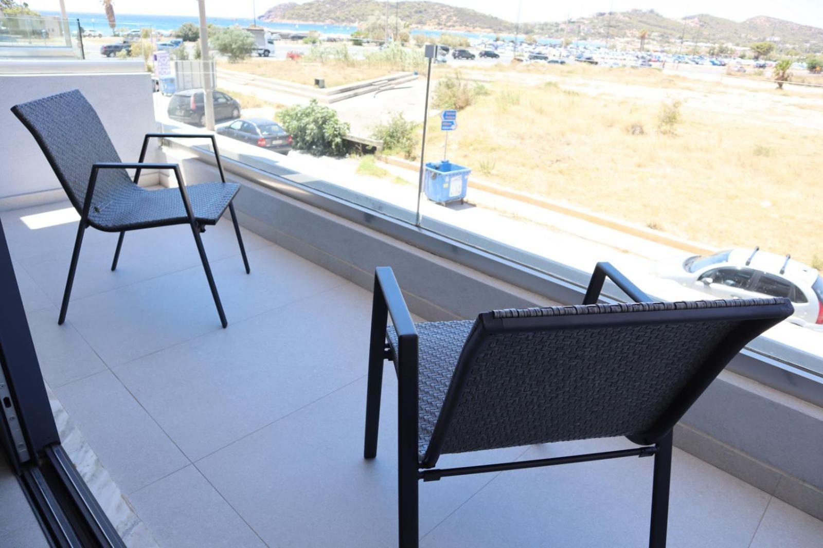 אנביסוס Golden Sand Suites מראה חיצוני תמונה